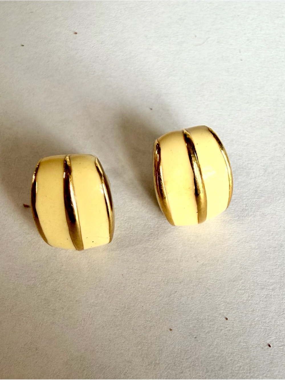 Napier Vintage Gold-Tone and Cream Yellow Enamel Earrings Stud Retro